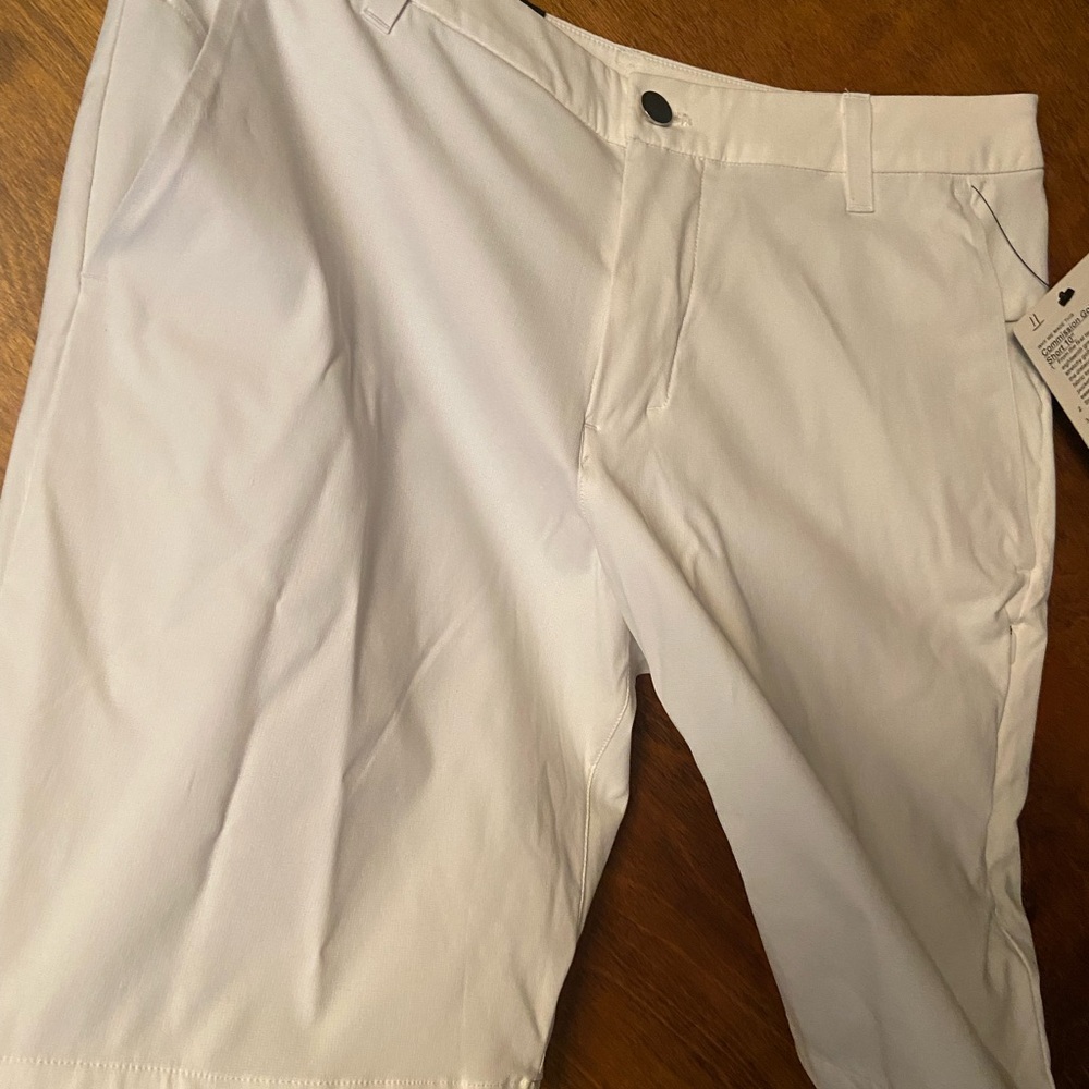 Lululemon Athletica White Flat Front Casual Shorts